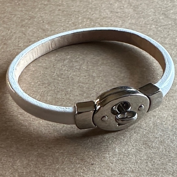 Fossil Jewelry - Fossil White Leather Bracelet with Silver Clasp